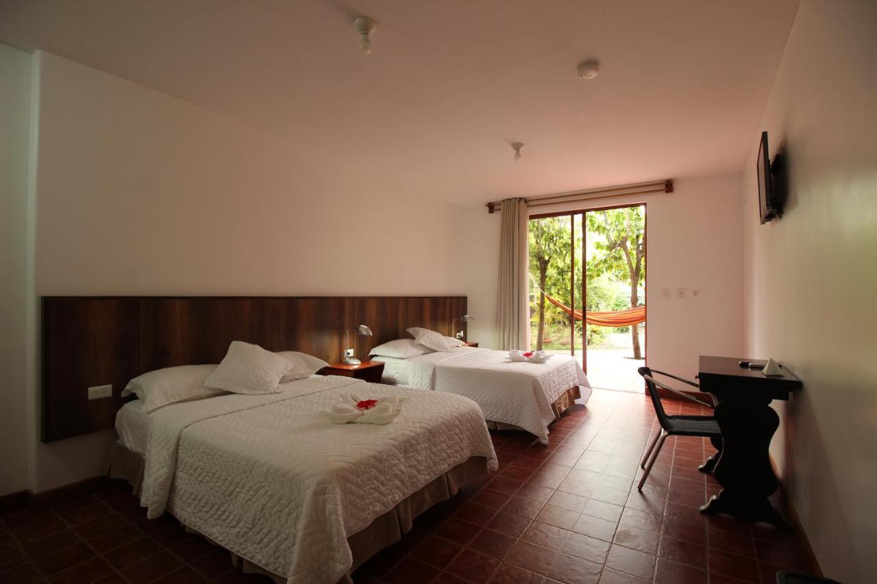Lava House Hostal 푸에르토아요라 외부 사진
